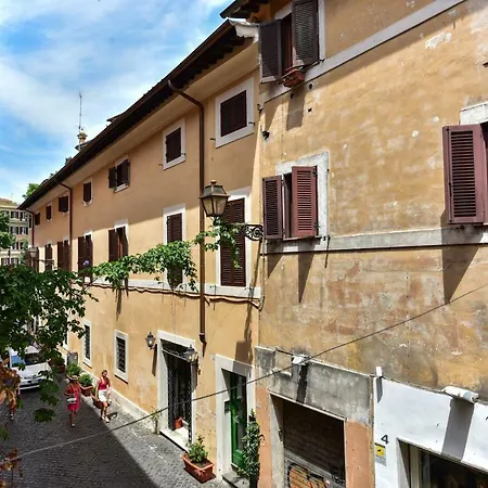 Apartment Trastevere Queen Rome