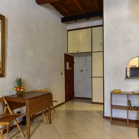 Trastevere Queen Apartment