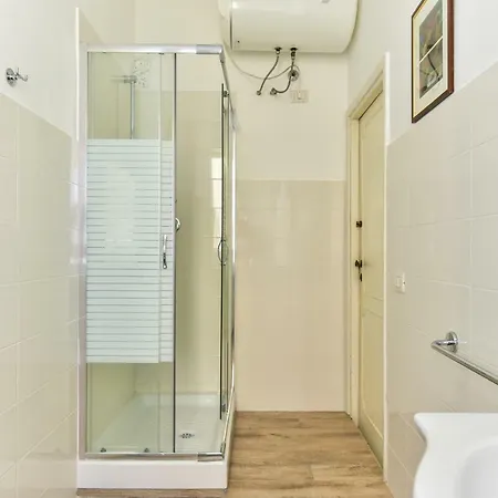 Trastevere Queen Lägenhet *